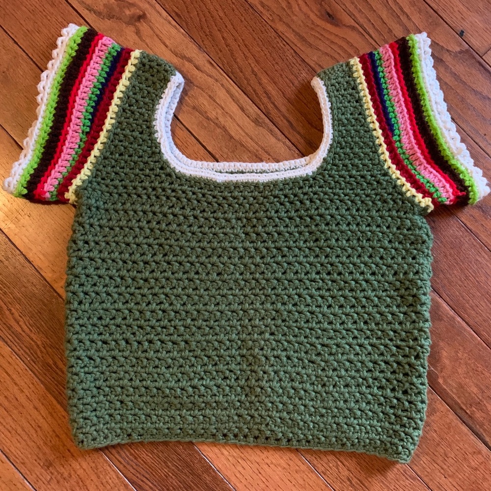 Vintage crochet crop top 70’s vibe